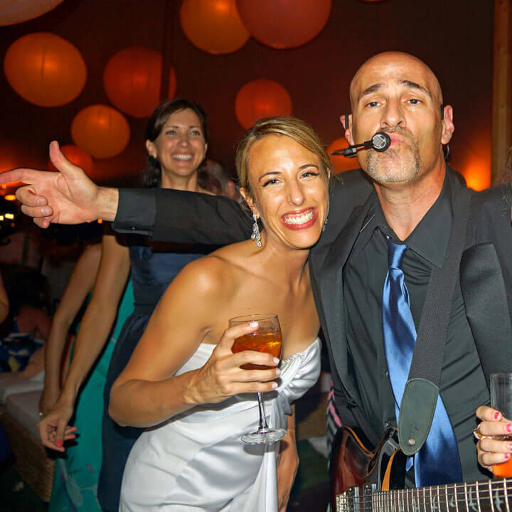 roundhouse-wedding-bride-groom